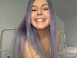 angelbabe333 on cam for live free nude video chat now