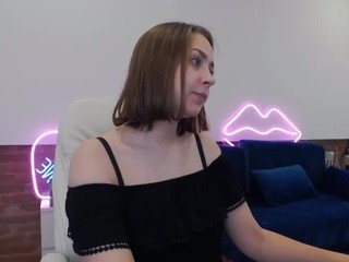 carolinka on cam for live free nude video chat now