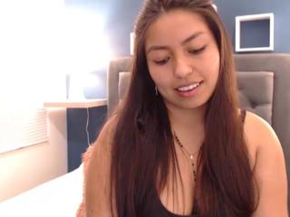 lis-lorens on cam for live free nude video chat now