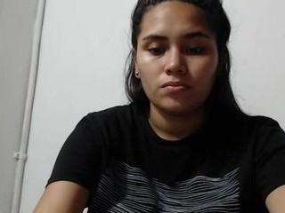 miafox1 on cam for live free nude video chat now