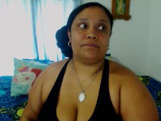 millarobertss on cam for live free nude video chat now