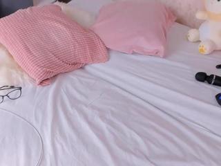 msMia on cam for live free nude video chat now