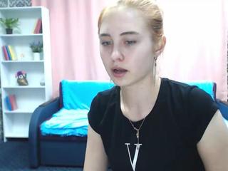 sweet-kira on cam for live free nude video chat now