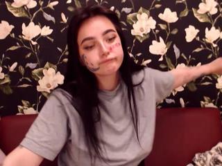 ellenskelter on cam for live free nude video chat now