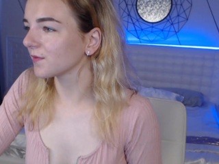 foxyshy on cam for live free nude video chat now