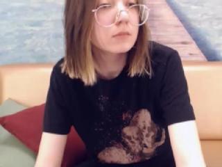 karencarmen on cam for live free nude video chat now