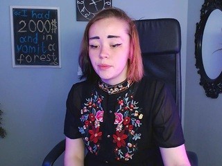Lana on cam for live free nude video chat now