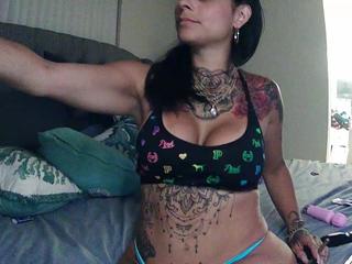 laylaferrari on cam for live free nude video chat now