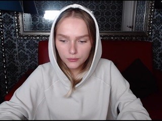 Monica on cam for live free nude video chat now