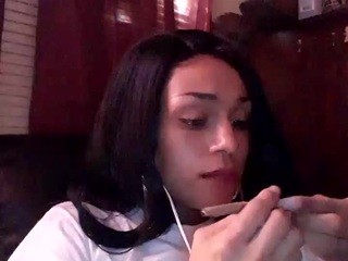slipperywennwett20 on cam for live free nude video chat now