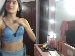 thelatinabaddy on cam for live free nude video chat now