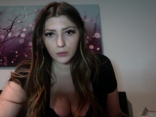 Vegasbabe1234 on cam for live free nude video chat now