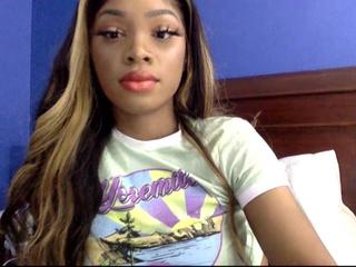 brittany-foxx on cam for live free nude video chat now