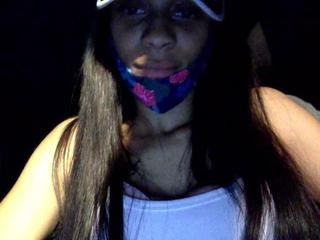 CindyLou on cam for live free nude video chat now