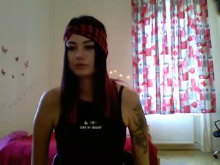 natalie621 on cam for live free nude video chat now