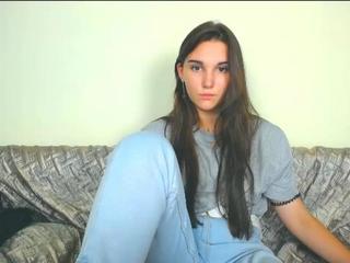 storm-grey on cam for live free nude video chat now