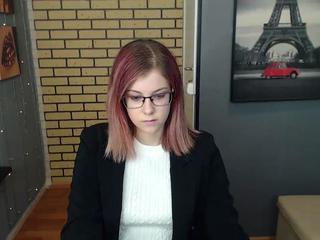 ashleymonnie on cam for live free nude video chat now