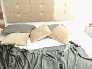deborajonson on cam for live free nude video chat now