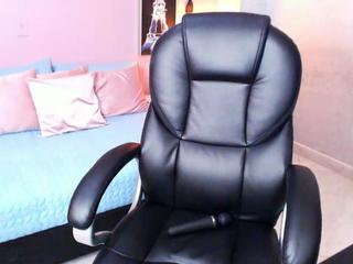 jenn-blossom on cam for live free nude video chat now