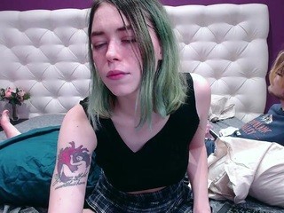 lilian-and-alen on cam for live free nude video chat now