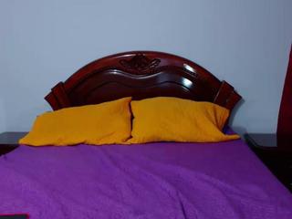 natyqueen on cam for live free nude video chat now