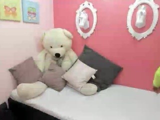 petit-lilith on cam for live free nude video chat now