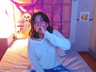 aishakoga on cam for live free nude video chat now