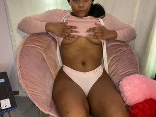 Caramel Barbie , ?? on cam for live free nude video chat now