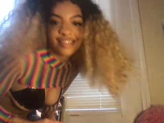 hunnibunni on cam for live free nude video chat now
