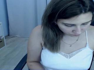 kamillajohnson on cam for live free nude video chat now