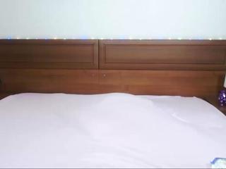 mollydeu on cam for live free nude video chat now