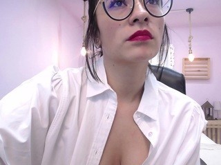 alessiia on cam for live free nude video chat now