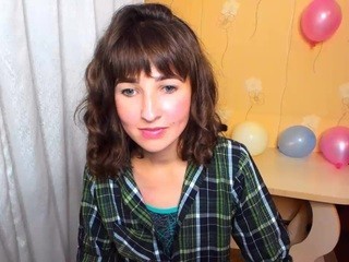 allyssoon on cam for live free nude video chat now
