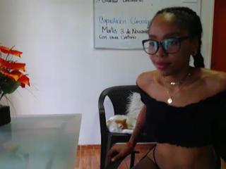 booniebrooks on cam for live free nude video chat now