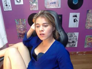candy-frank on cam for live free nude video chat now