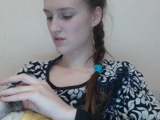 cumwithmeslowly on cam for live free nude video chat now