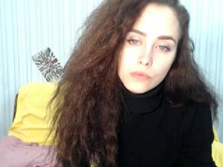 curlyafina on cam for live free nude video chat now