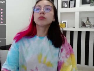 emily-sun on cam for live free nude video chat now