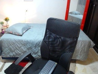evelynks on cam for live free nude video chat now