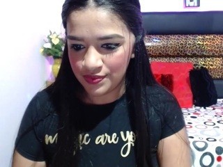 juliana-andreaa on cam for live free nude video chat now