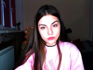 lucydunn on cam for live free nude video chat now