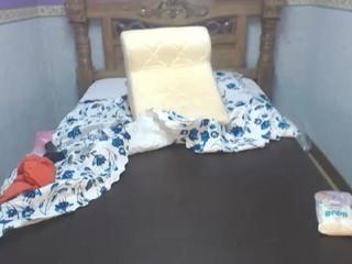 maggie-coopers on cam for live free nude video chat now