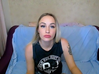 magicconfetti on cam for live free nude video chat now
