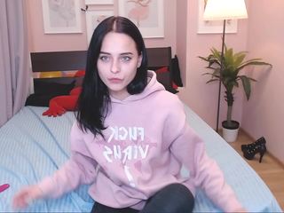naomisparks on cam for live free nude video chat now