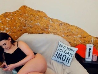 sandraromain on cam for live free nude video chat now