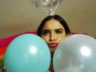 saraasweet on cam for live free nude video chat now
