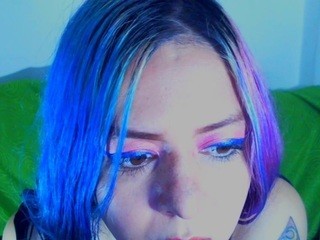 sarahrobertts on cam for live free nude video chat now