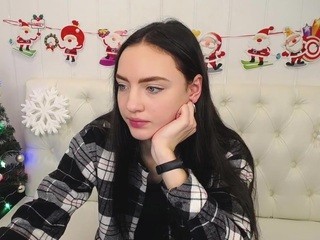 tinatrinity on cam for live free nude video chat now