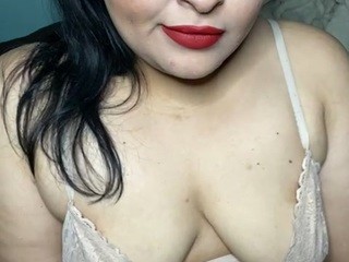 tusancha on cam for live free nude video chat now