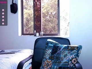 VANESSA , ? on cam for live free nude video chat now